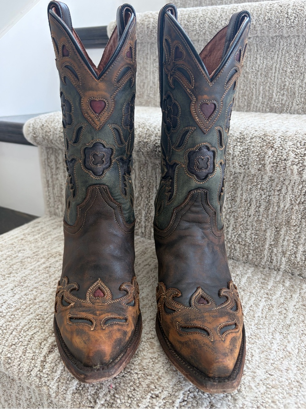 Dan Post Vintage Bluebird cowboy western boots. Women’s size 7.